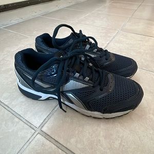 Reebok running shoes, blue, size 9, mesh.